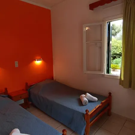 Apartment Dimitris *